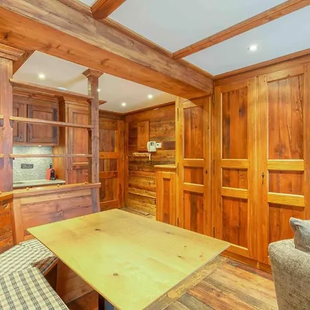 Centre, « lucille »,balcon, Vue Imprenable Et Parking * Chamonix